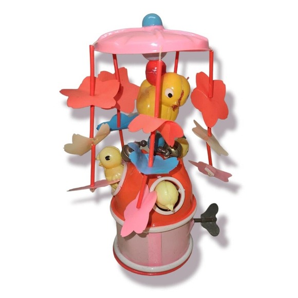 Vintage 1940's (Japan) Celluloid Wind-up Mechanical SPINNING CHICKS Toy WORKS!!! - Picture 1 of 3